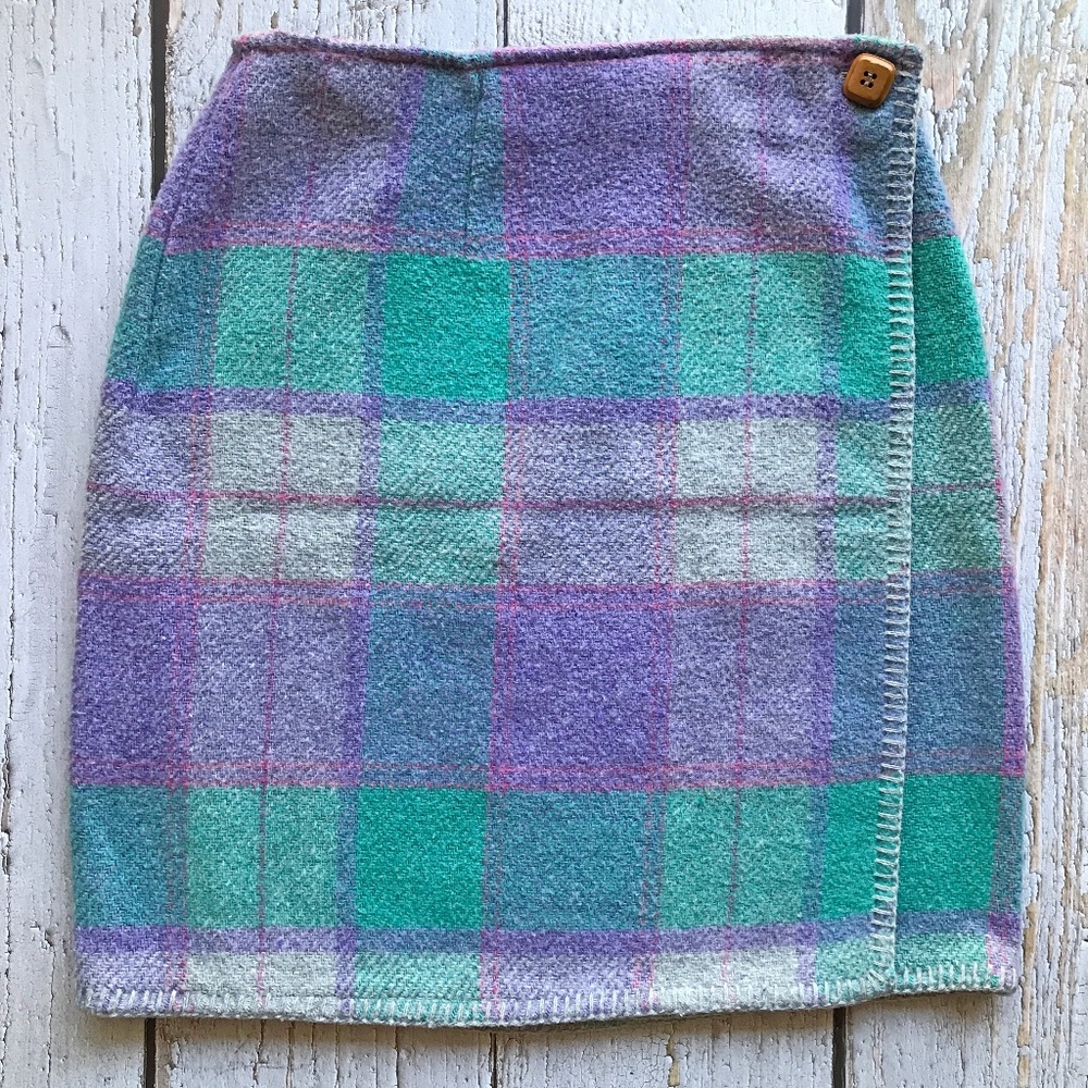 Vintage Express Plaid Wool Wrap Mini Skirt 💚💜
